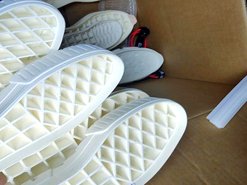 鞋材脱模剂选购指南 - 专业解决PU鞋底脱模难题